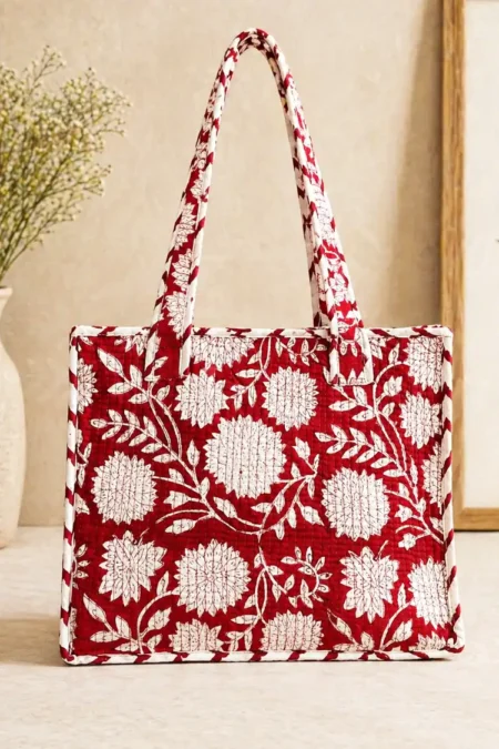 Arth-wali Handblock Crimson Bloom Quilted Lunch Bag